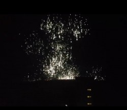 Донецк бомбили фосфорными бомбами Донецк бомбили фосфорными бомбами